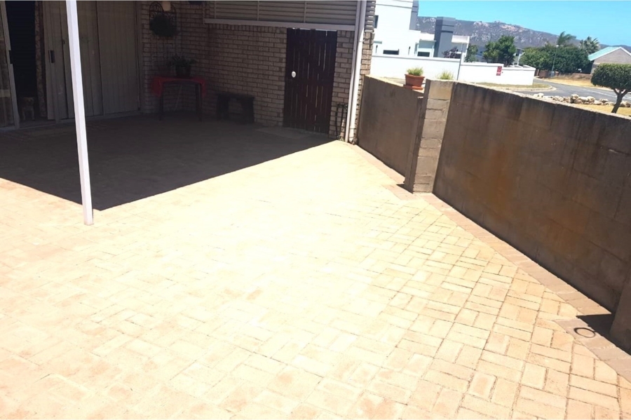 To Let 1 Bedroom Property for Rent in Myburgh Park Western Cape